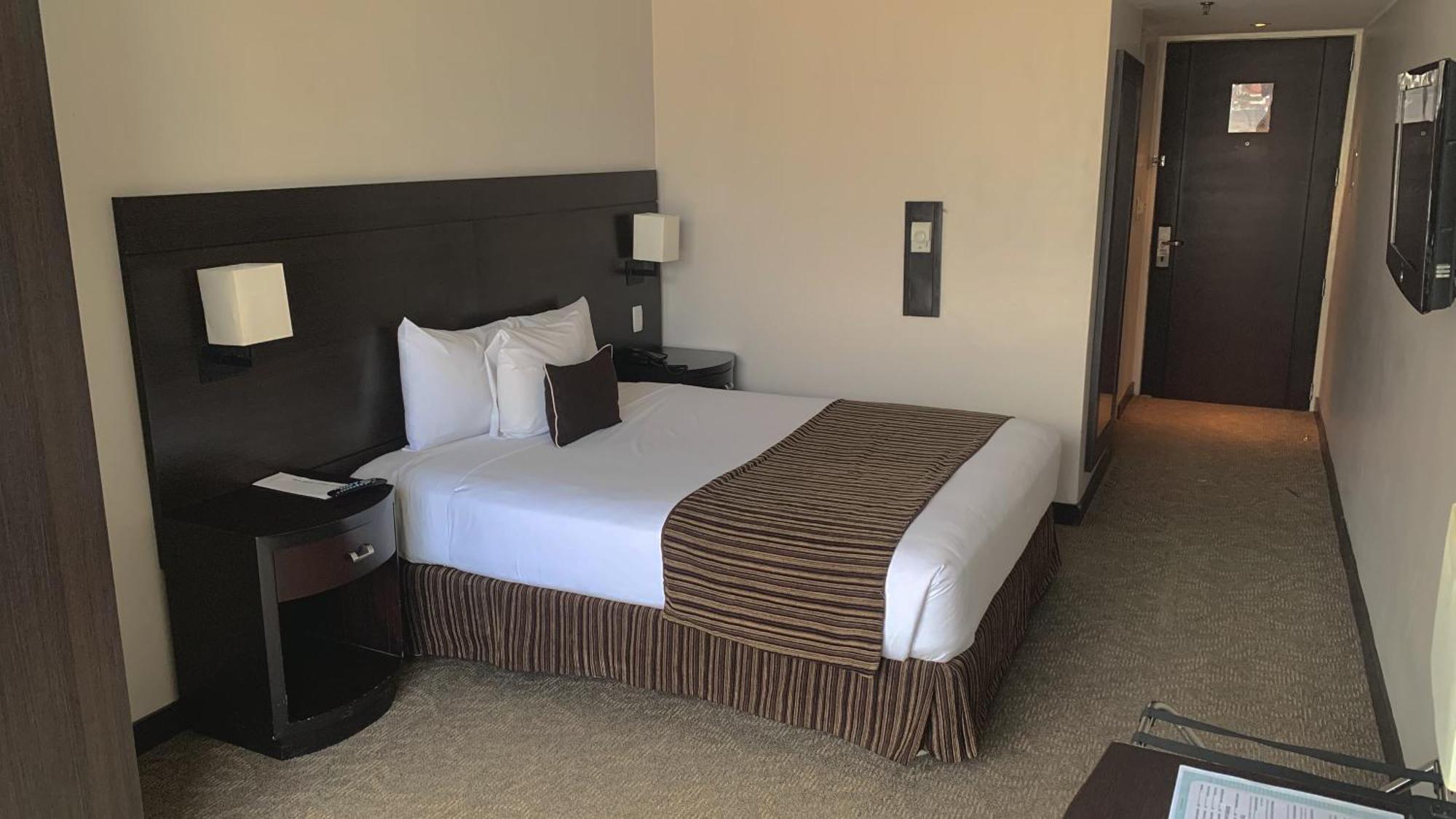 Hotel Chacao Suites Каракас Екстериор снимка