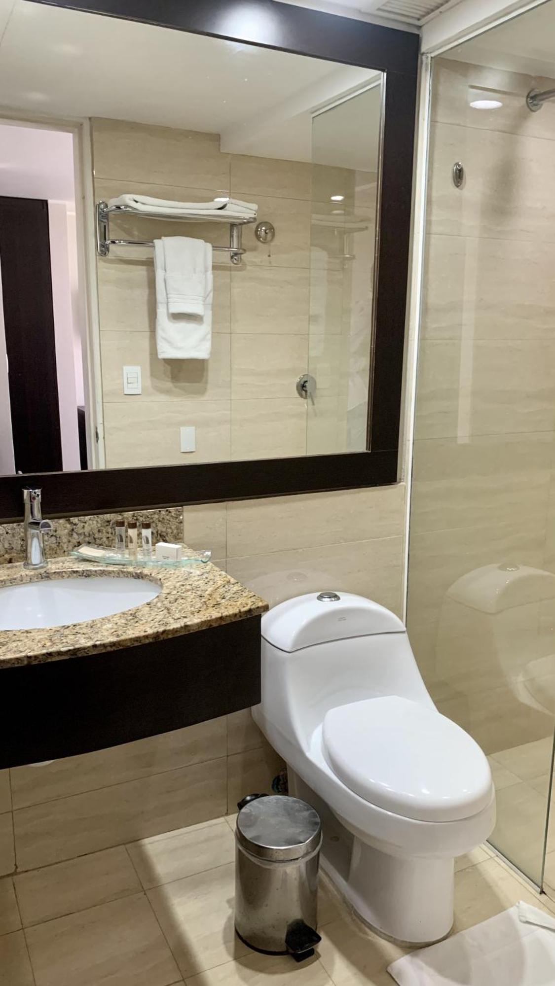 Hotel Chacao Suites Каракас Екстериор снимка